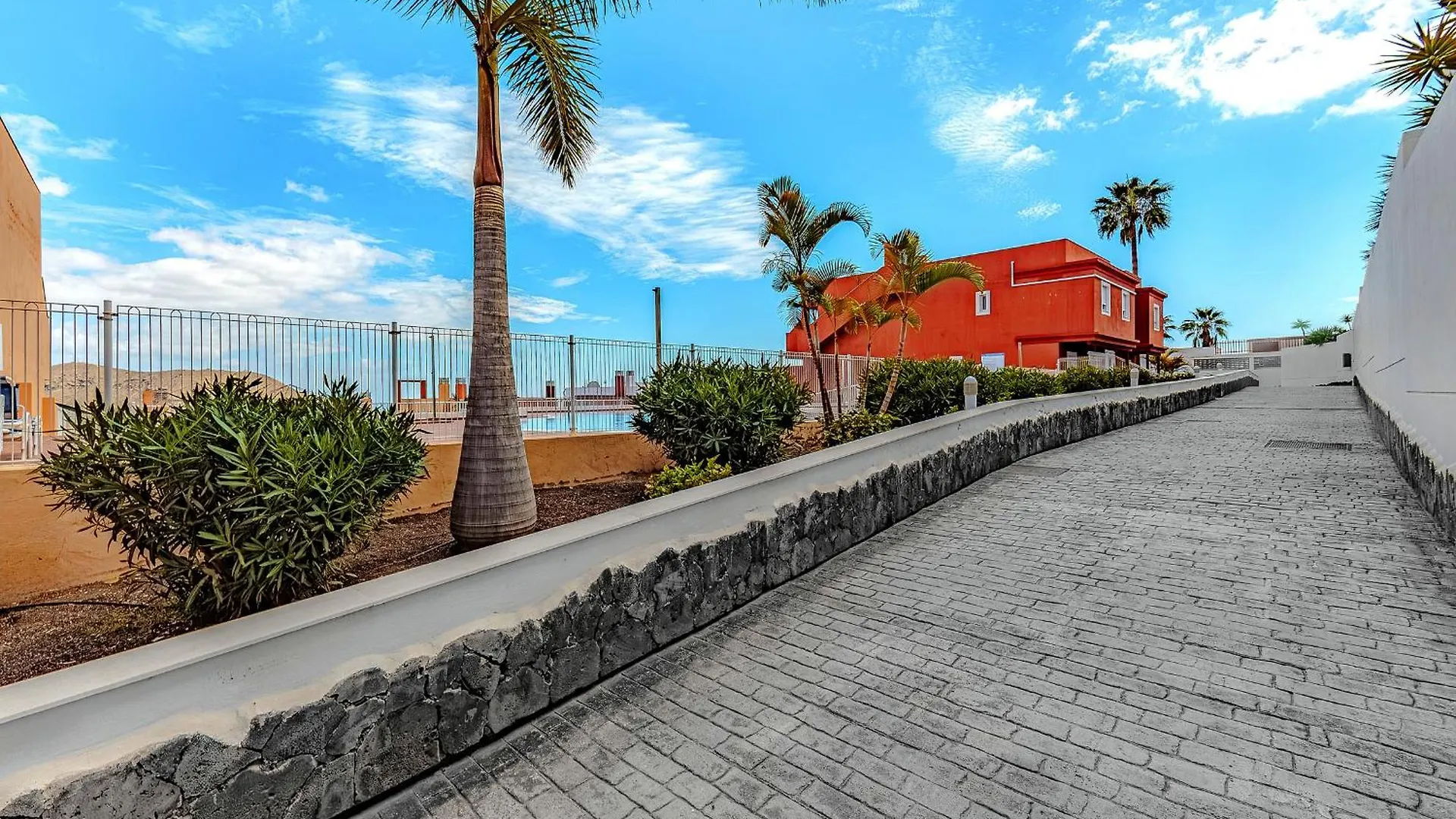 Blue Apartment With One Bedroom, Wifi And Amazing View Chayofa